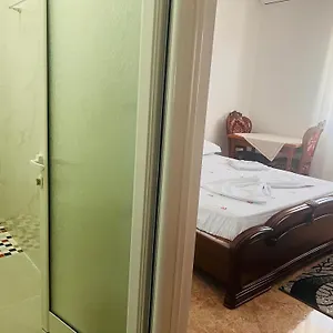 *** Pensión Fori Vodo Albania