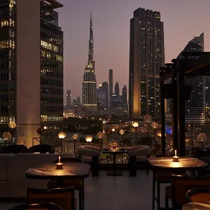 ***** Отель Four Seasons International Financial Centre ОАЭ